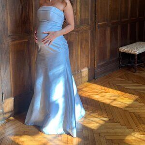 Alfred Sung Sara SIZE 6 · Style D843 · Satin Twill (Mist)